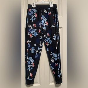 Adidas Girls Floral Joggers Size 7/8